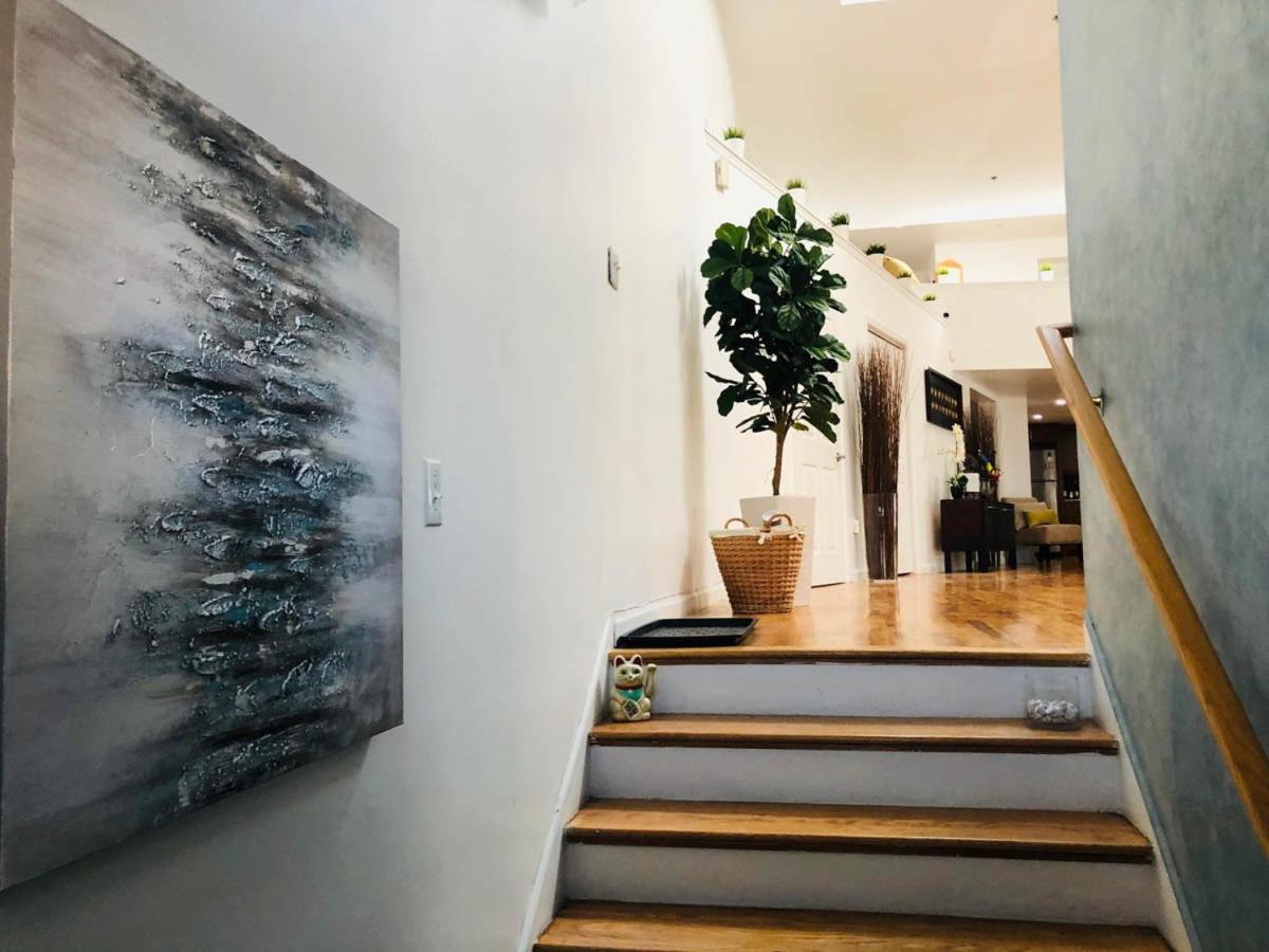 Updated Amazing Bi -Level Condo Minutes From Water Views Of New York City North Bergen Exterior photo